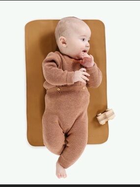 NEW Gathre Let’s Playground Micro Baby Changing Mat Camel